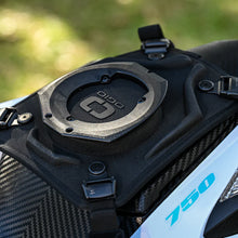 Cargar imagen en el visor de la galería, OGIO TB1 14L TAIL BAG BLACK | SKU: 803016